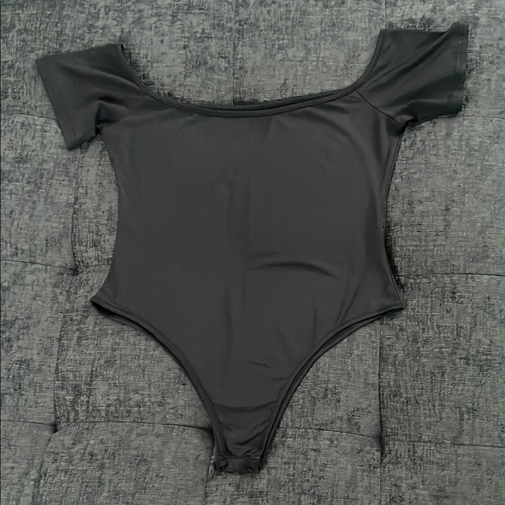 SHEIN Black Off-Shoulder Bodysuit